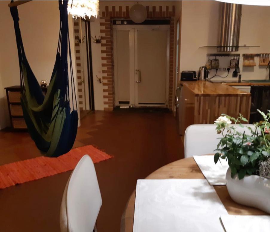 ריגה 2 Story Studio Apartment Free Parking Included מראה חיצוני תמונה