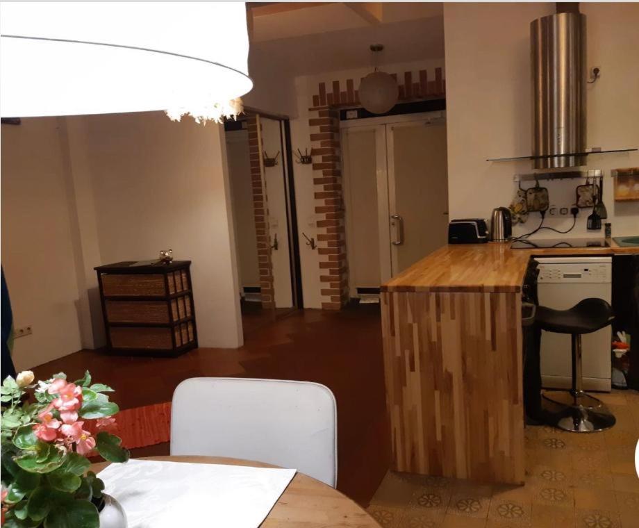 ריגה 2 Story Studio Apartment Free Parking Included מראה חיצוני תמונה