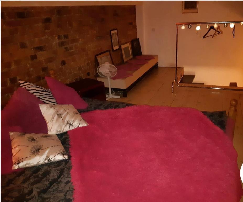 ריגה 2 Story Studio Apartment Free Parking Included מראה חיצוני תמונה